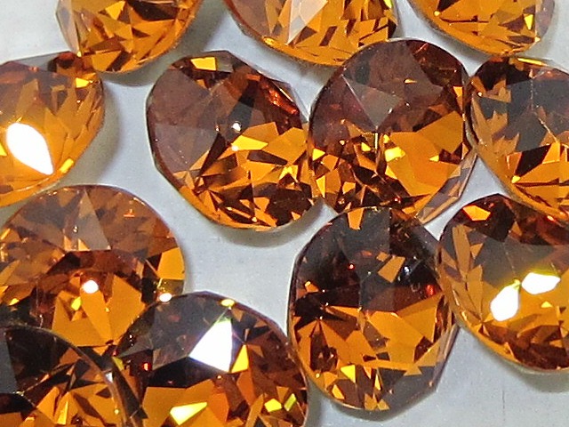 1 Gross pp08 (1.4-1.5mm) TOPAZ POINTED BACK PRECIOSA Rhinestones